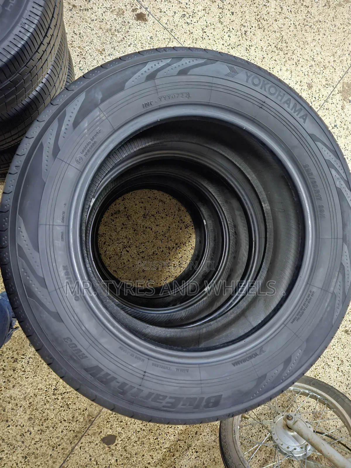 225 60 R17 Imported Yokohama Kindly Give Us Ur Order We Shall Deliver