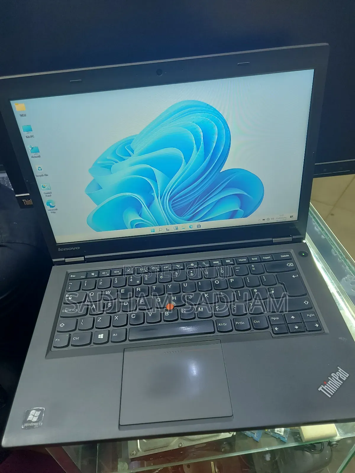 Laptop Lenovo ThinkPad A20p 8GB Intel Core I5 SSD 128GB
