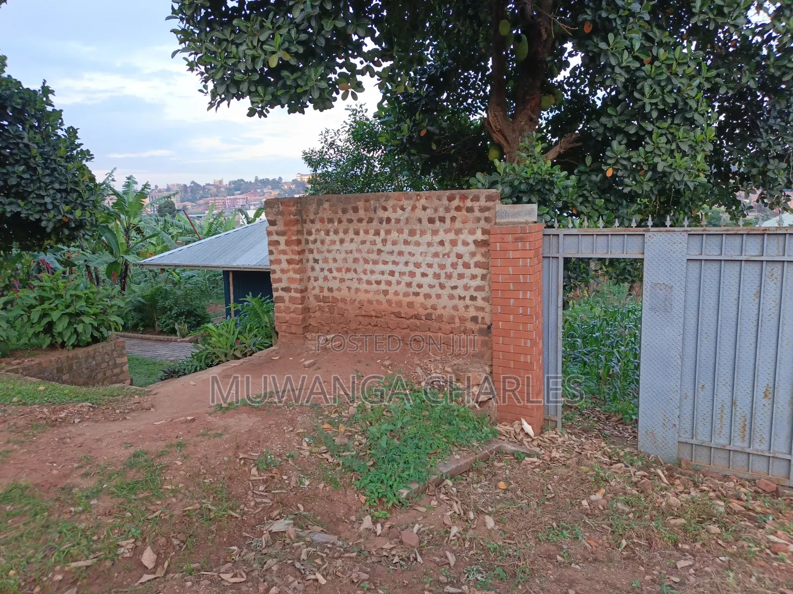 25decimals of Land on Sale in Kyambogo