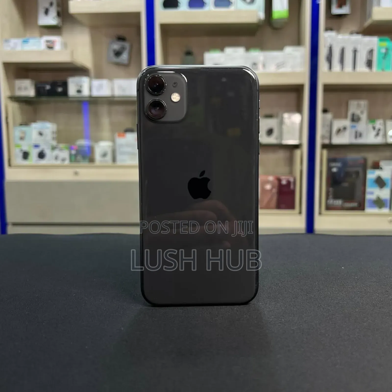 Apple iPhone 11 64 GB White