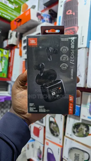 JBL Tour Pro 2 Noise Cancellation