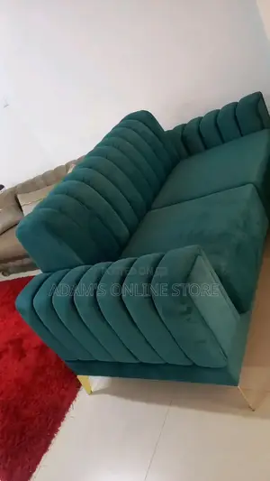 Dongle Chair Sofa in Color Green