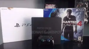 Ps4 With 2 Controllers and 17 Games Loaded, Clean and Powerful.