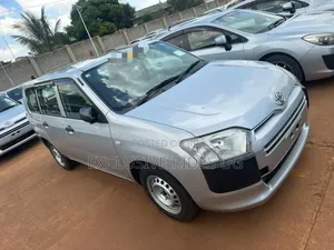 Toyota Probox 2017 Silver