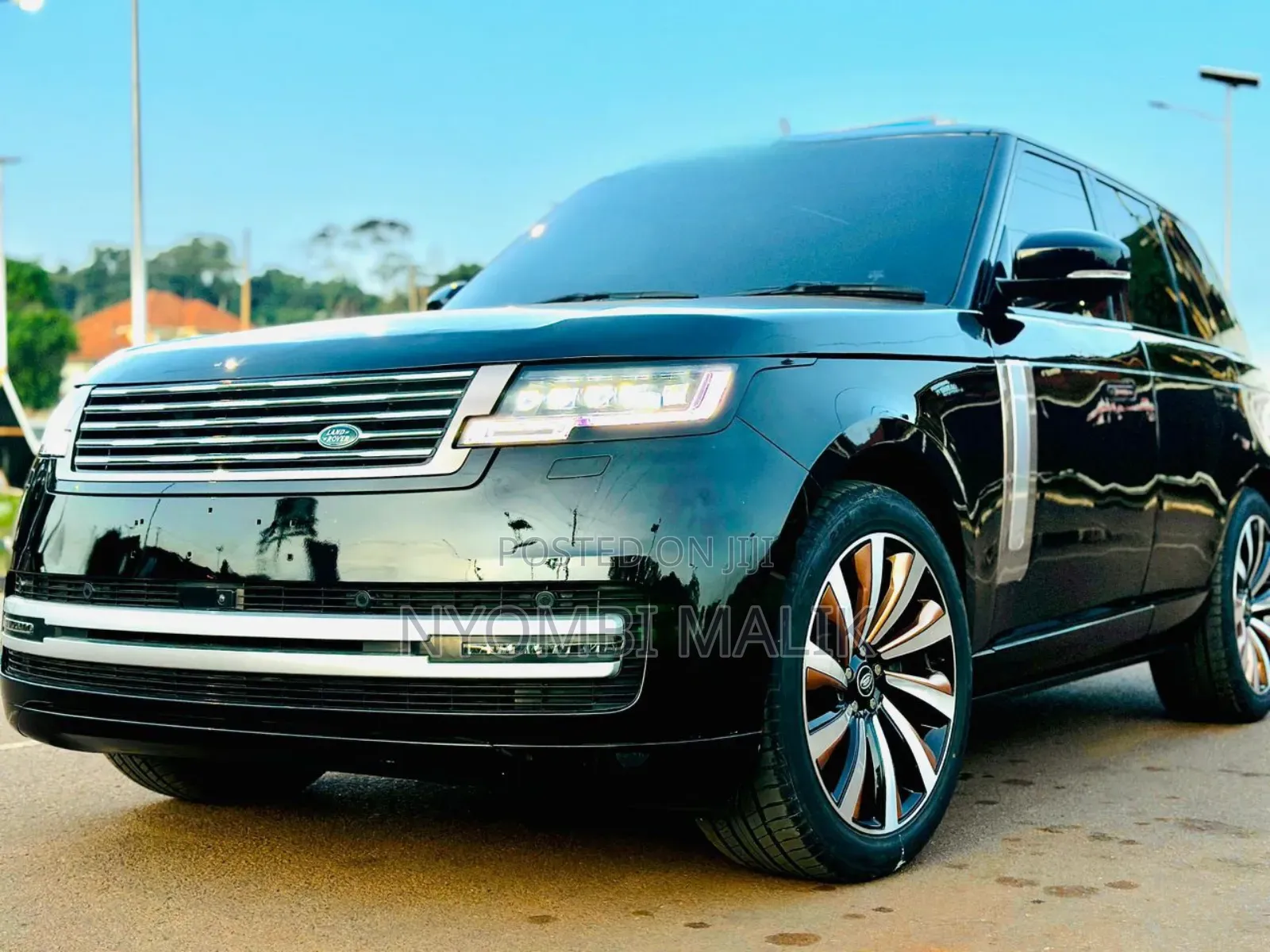 Land Rover Range Rover Vogue 2023 Black
