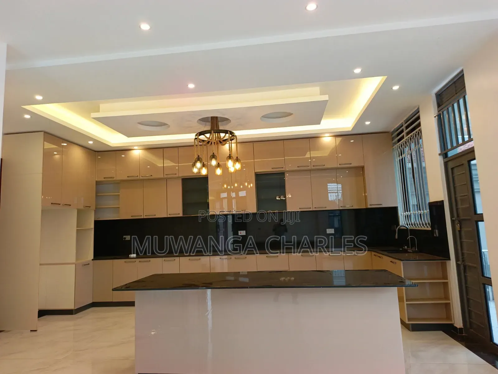 6bdrm Duplex in Fs Properties Ltd, Kira for sale