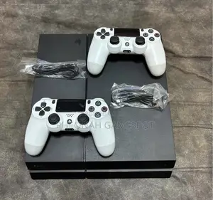 Playstation 4, 2 Pads, 14 Loaded Games, Perfect for Daily Gaming.