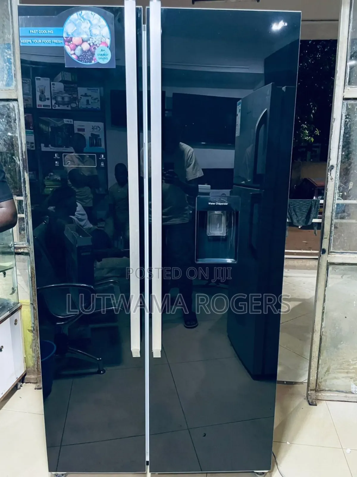 Lg Side by Side 670ltrs