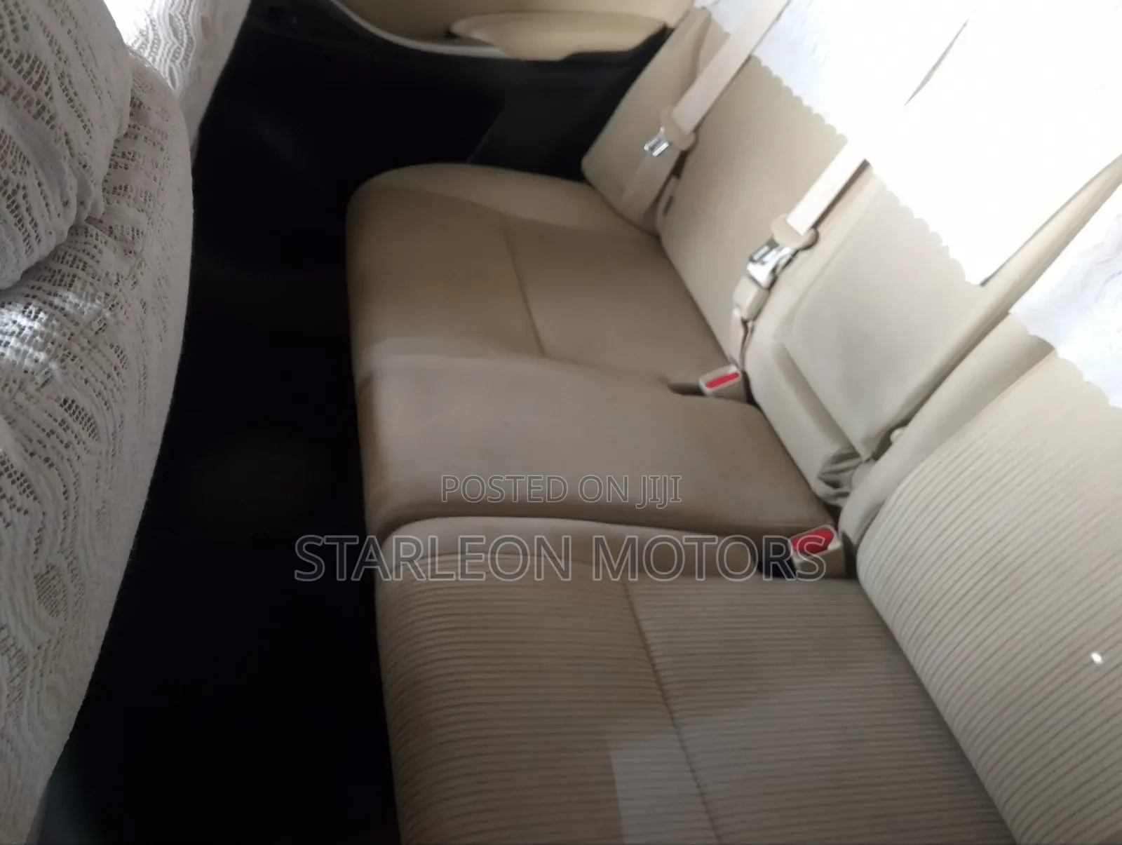 Toyota Premio 1.8 AWD 2018 Silver