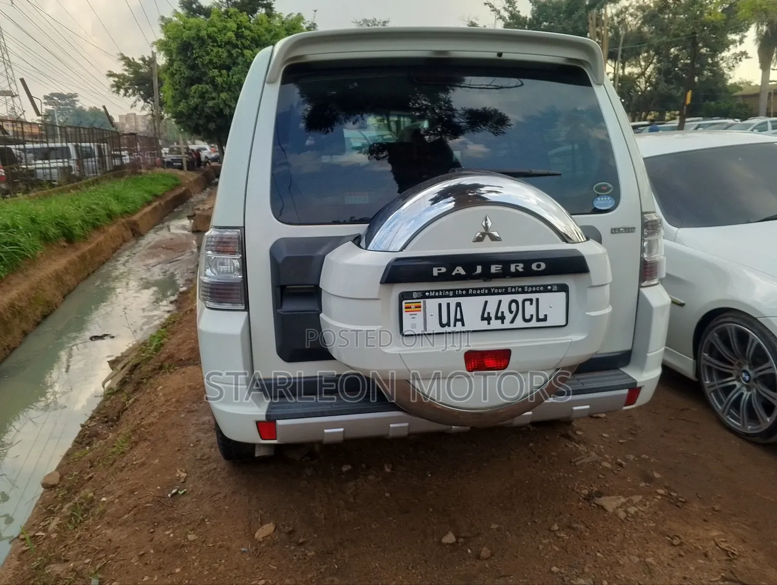 Mitsubishi Pajero 3.0 2010 White