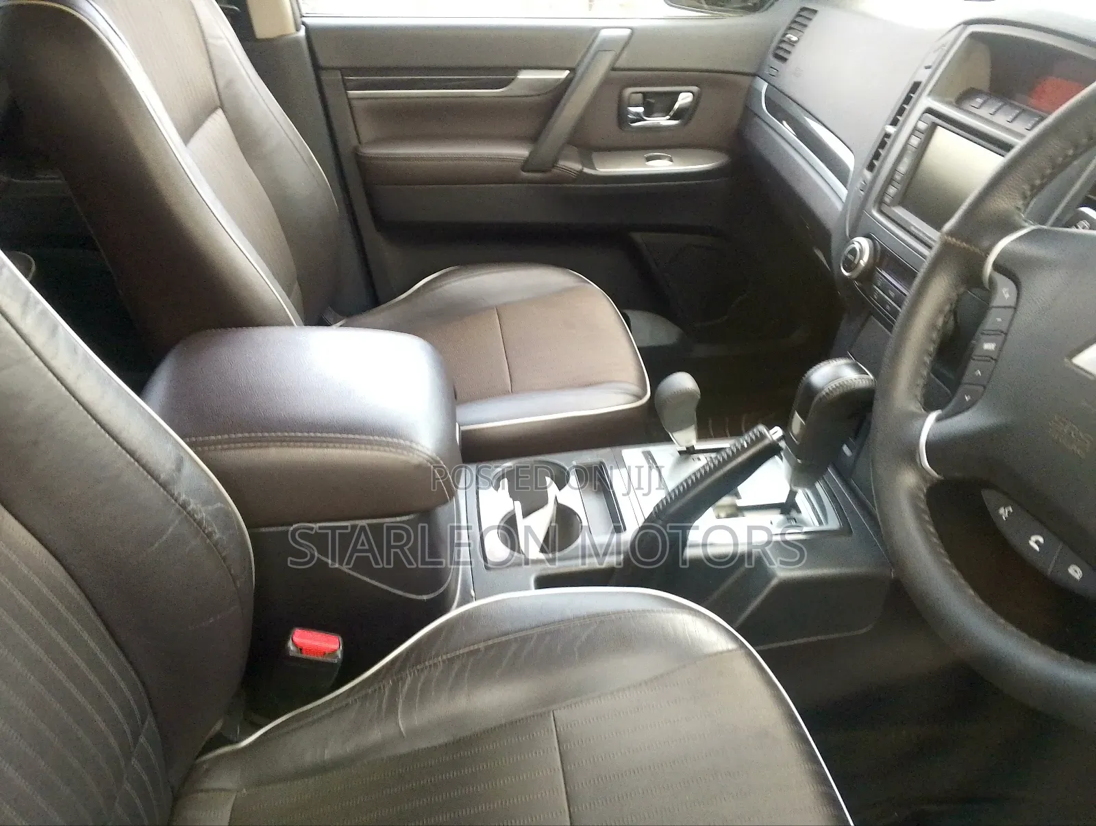 Mitsubishi Pajero 3.0 2010 White