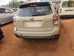 Subaru Forester 2.5i Premium AWD 2016 Green