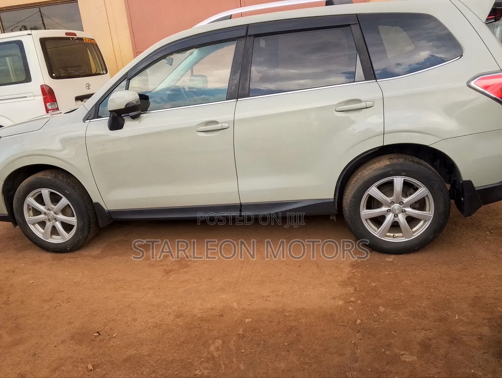 Subaru Forester 2.5i Premium AWD 2016 Green