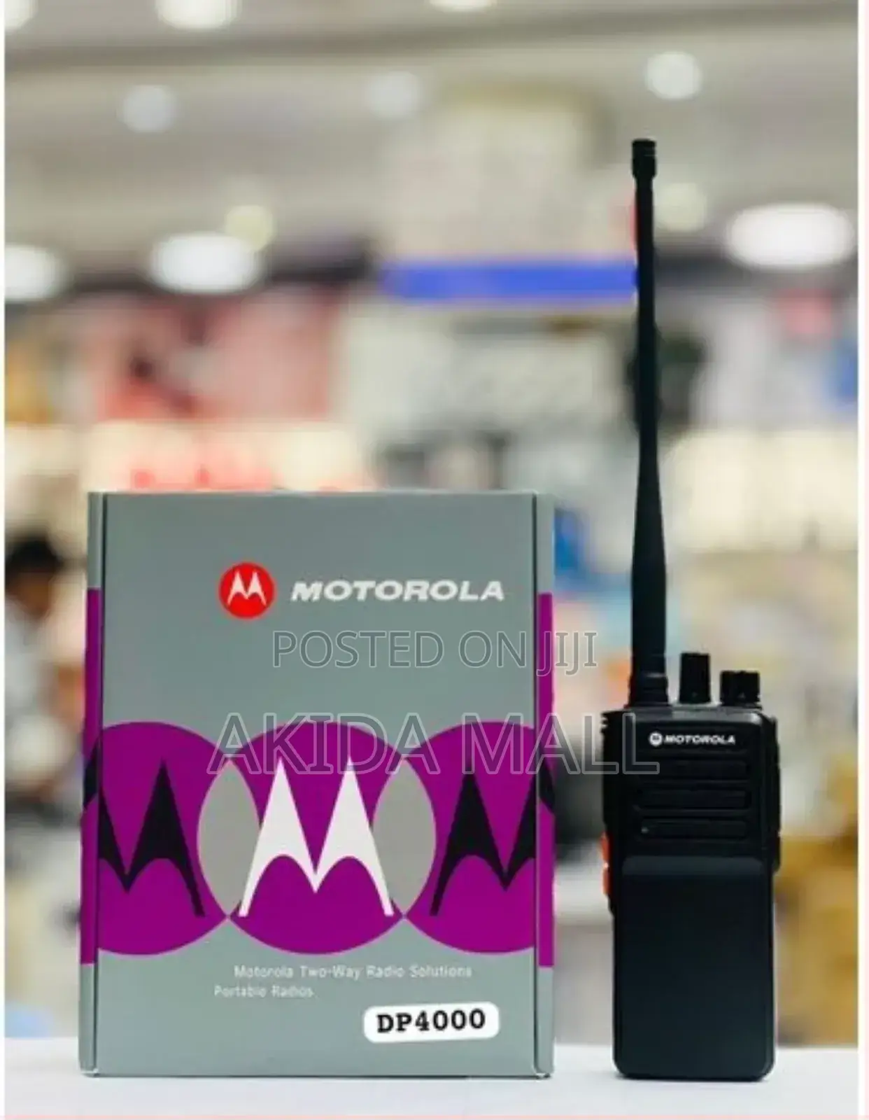 Motorola Dp4000 Long Range Walkie Talkie Two Way Uhf Fm Transceiver