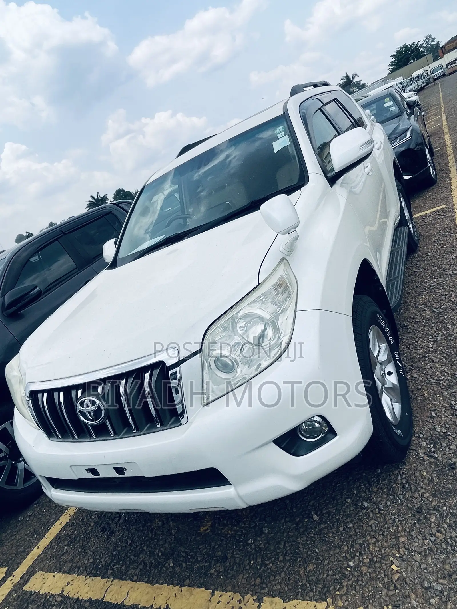 Toyota Land Cruiser Prado 2.7 i 2012 White