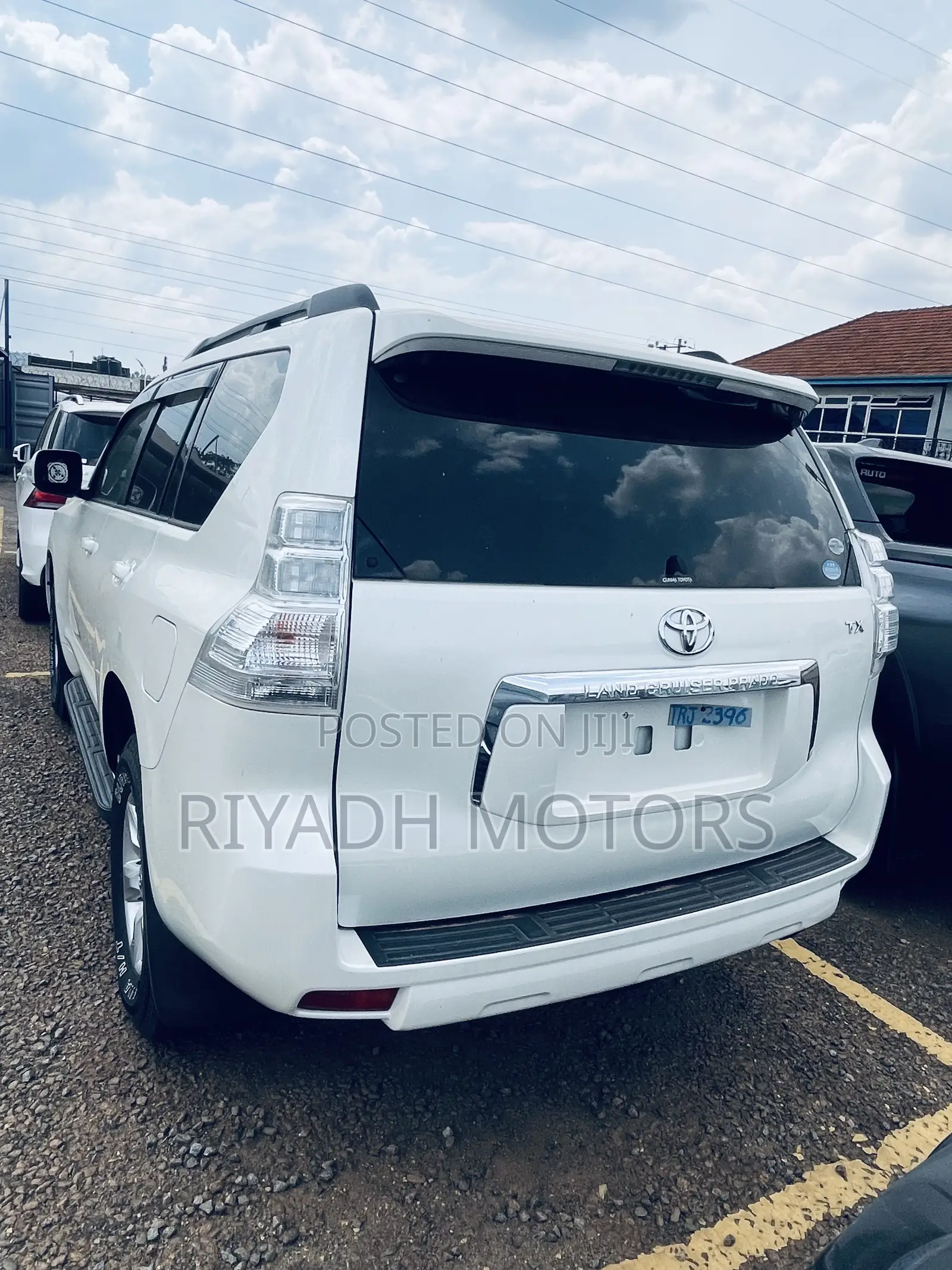 Toyota Land Cruiser Prado 2.7 i 2012 White