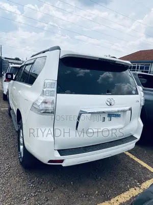Toyota Land Cruiser Prado 2.7 i 2012 White