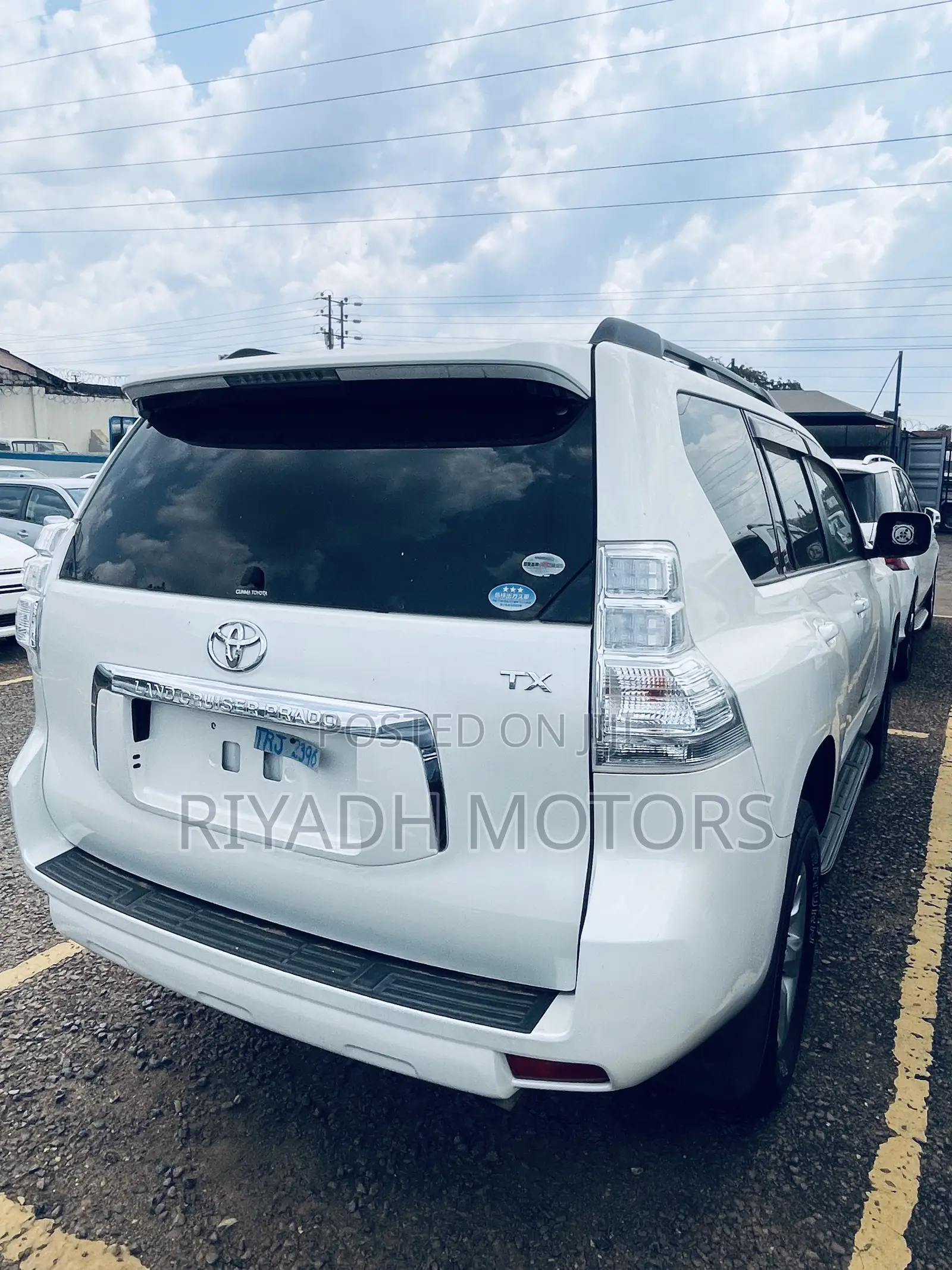 Toyota Land Cruiser Prado 2.7 i 2012 White