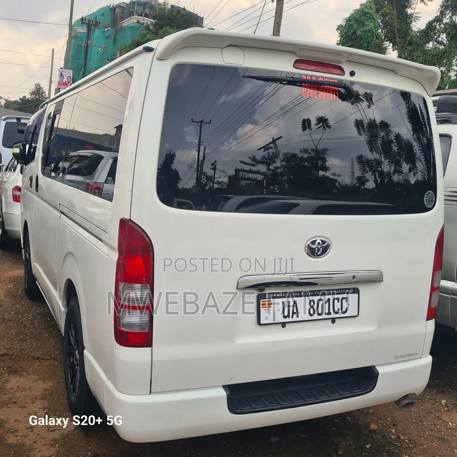 Toyota Grand HiAce 2010 White