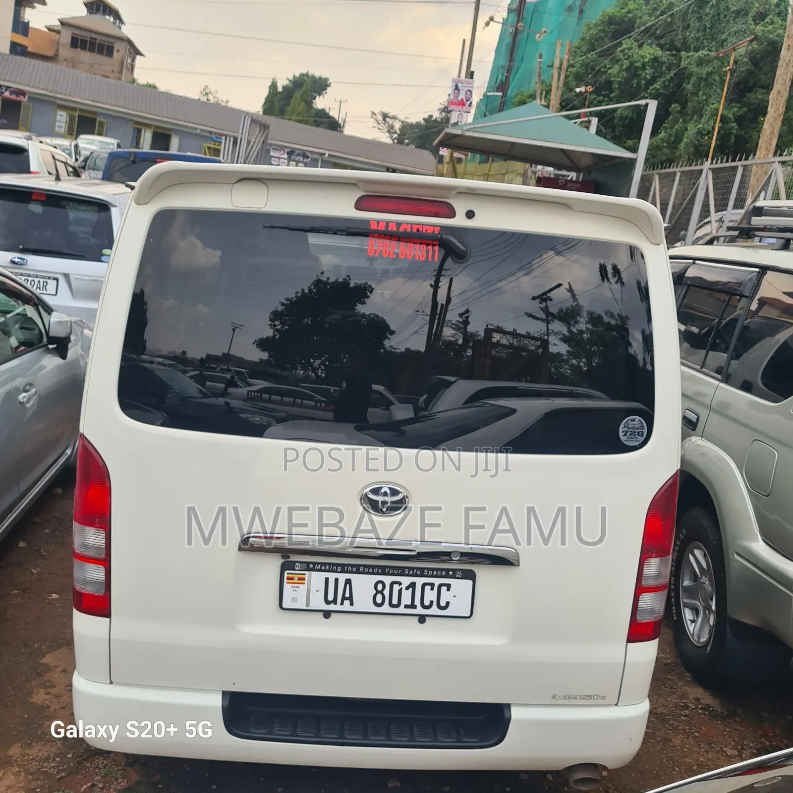 Toyota Grand HiAce 2010 White