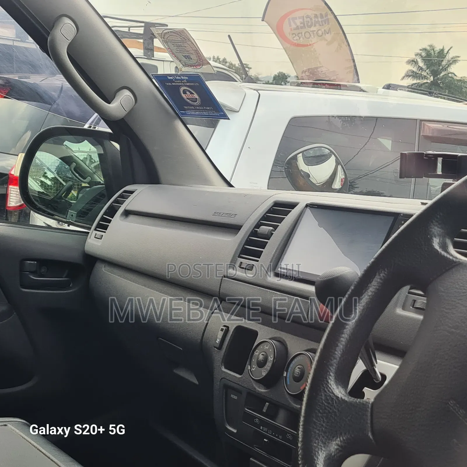 Toyota Grand HiAce 2010 White