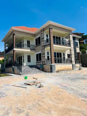 6bdrm Mansion in Entebbe, Central Division for sale