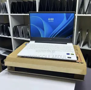 New Laptop HP Victus 16 16GB Intel Core I7 SSD 512GB