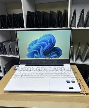 New Laptop HP Victus 16 16GB Intel Core I7 SSD 512GB