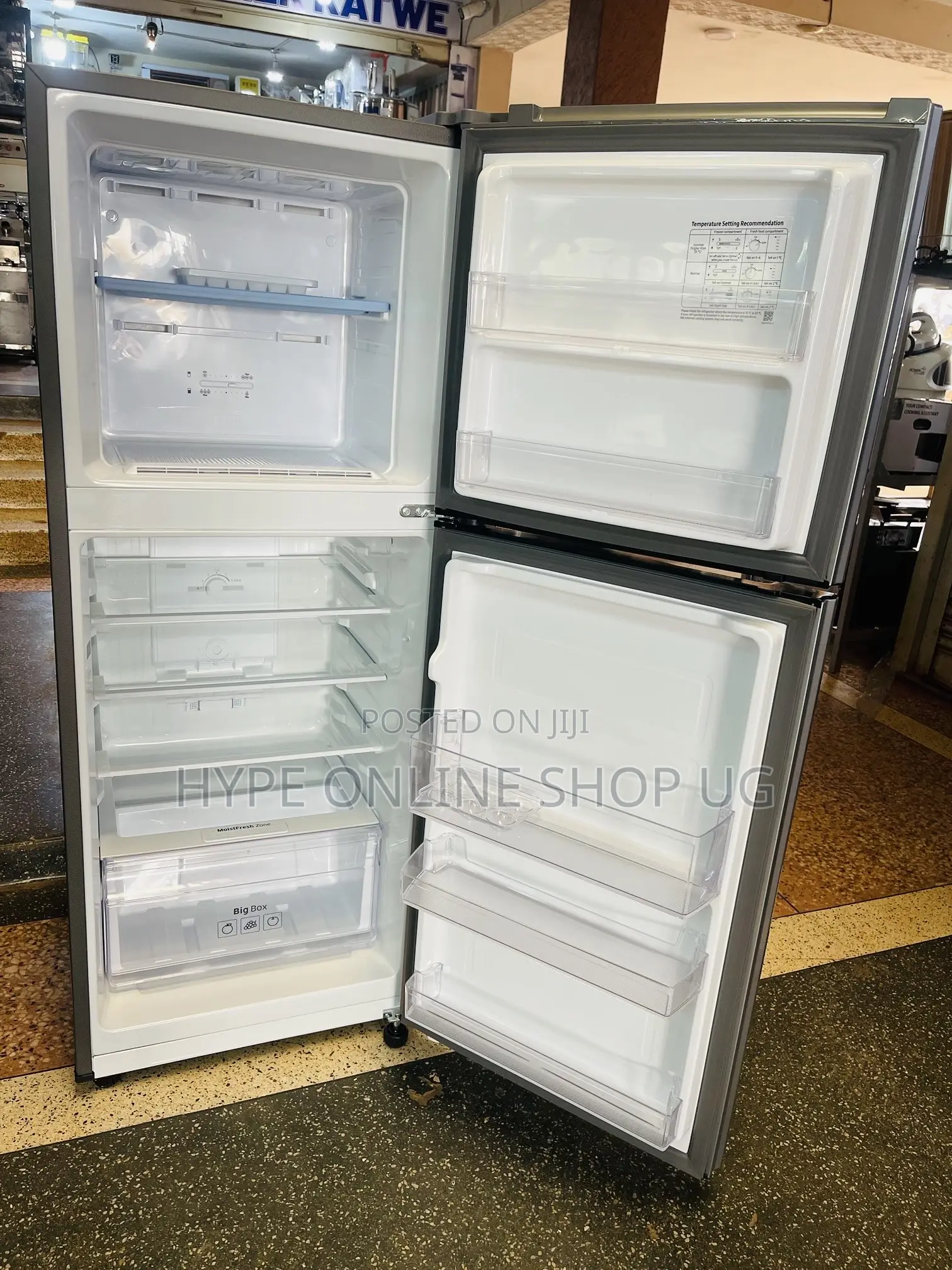 Brandnew 260l Frost Free Air Samsung Refrigerator
