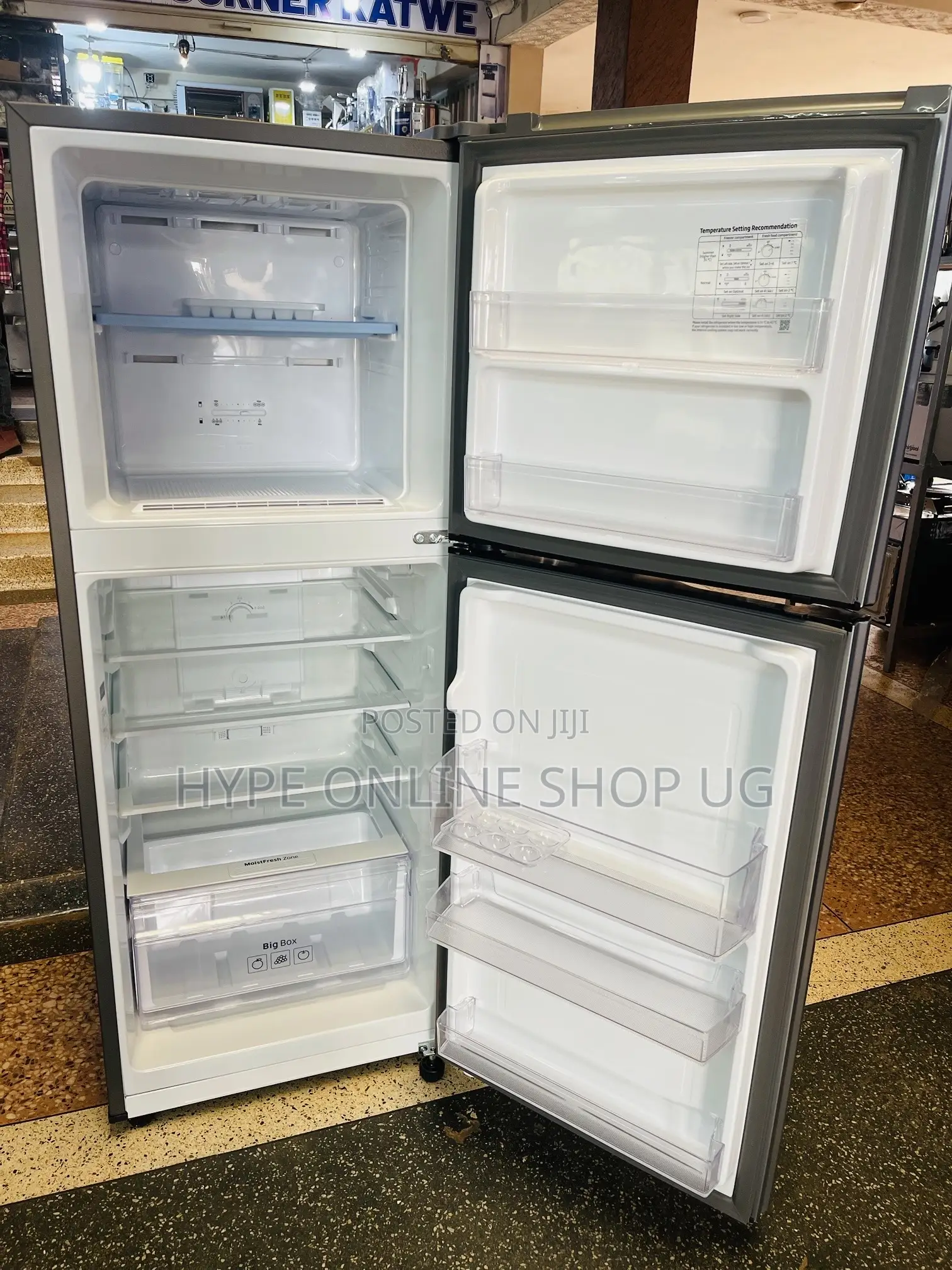 Brandnew 260l Frost Free Air Samsung Refrigerator