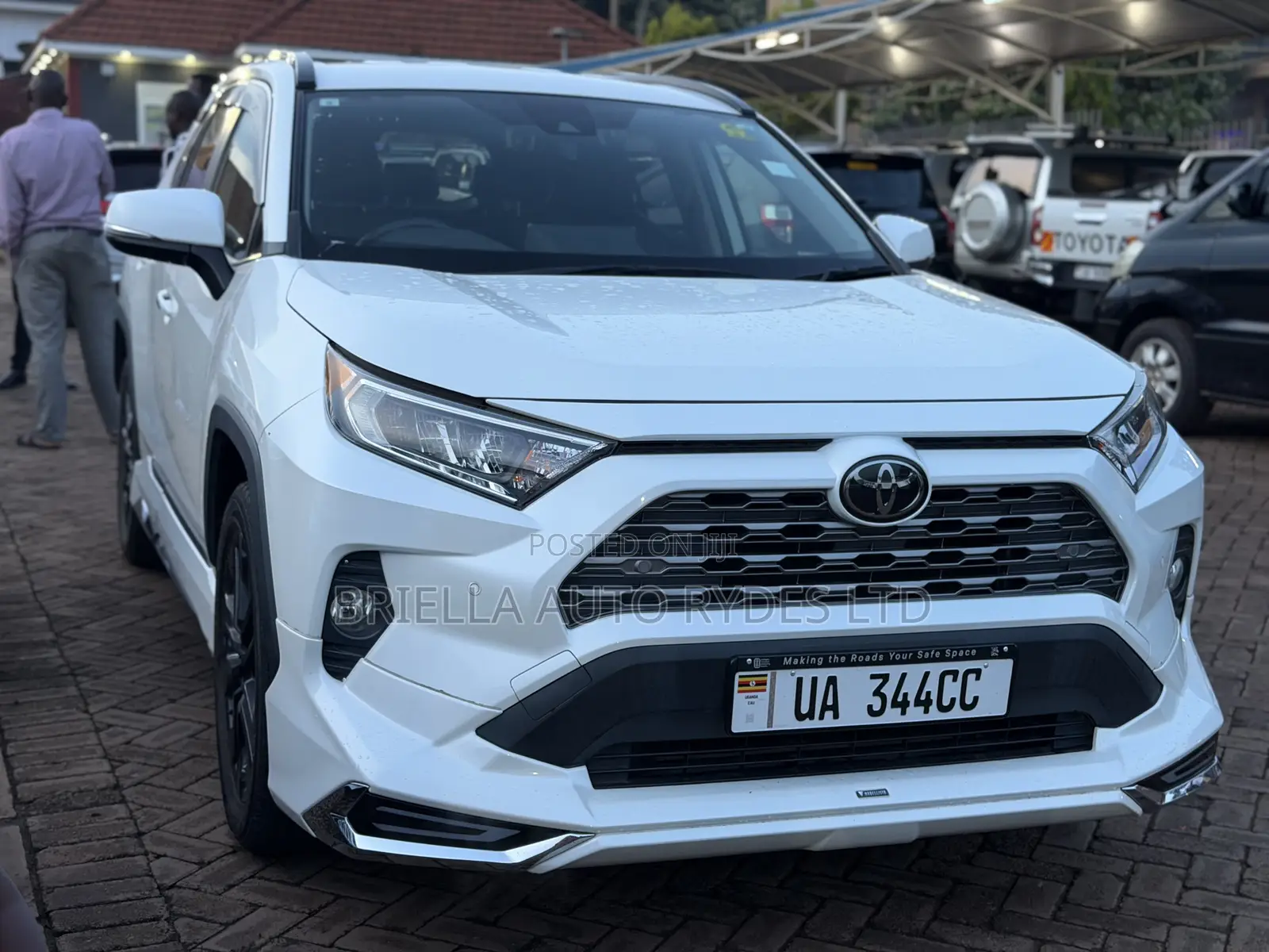 Toyota RAV4 2020 White