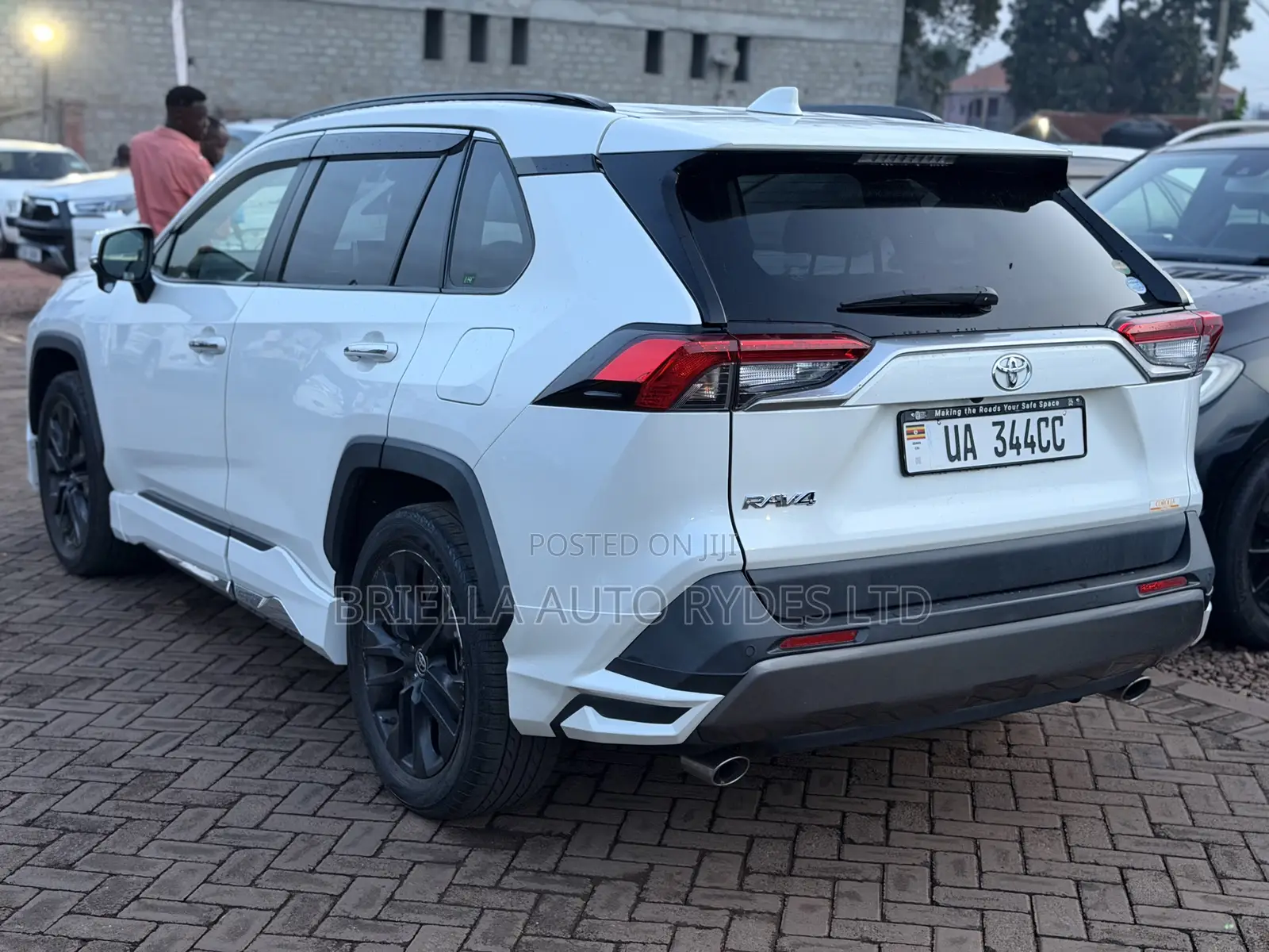 Toyota RAV4 2020 White