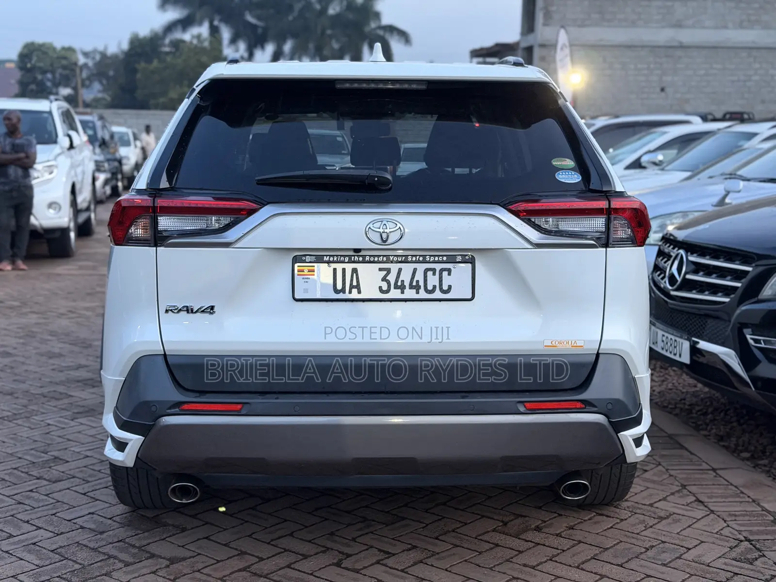 Toyota RAV4 2020 White