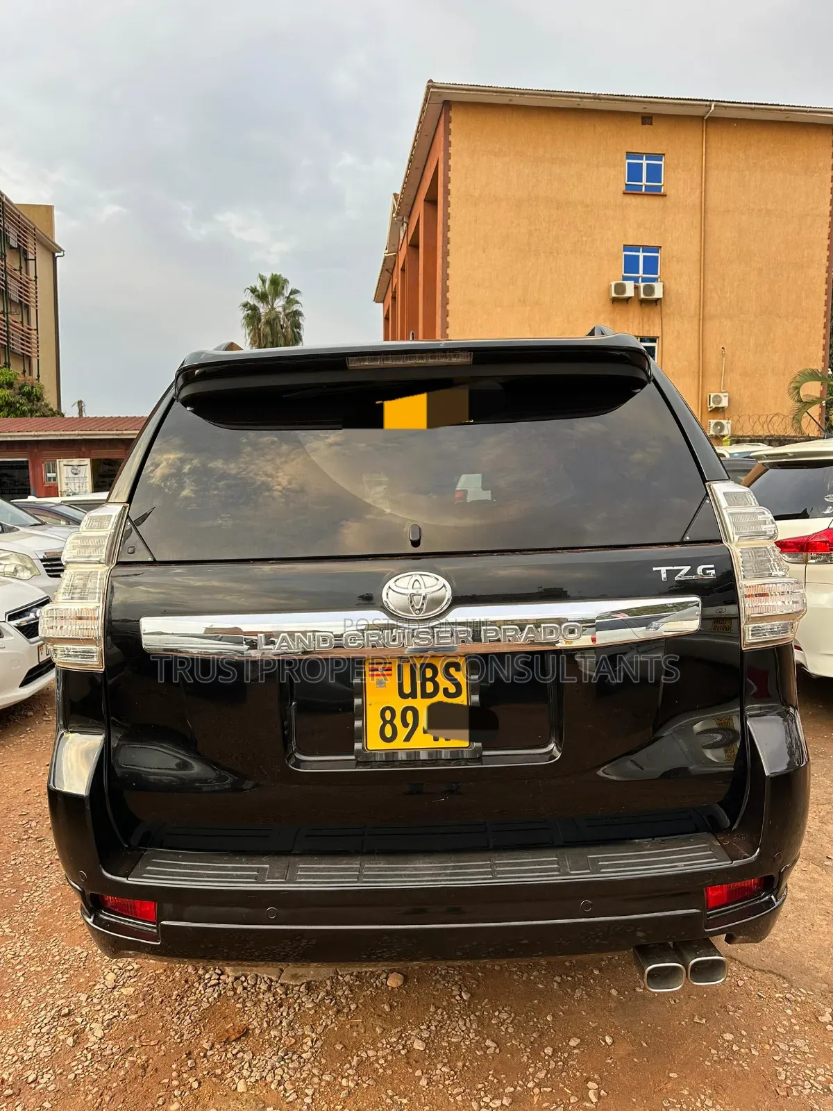 Toyota Land Cruiser Prado 2017 Black