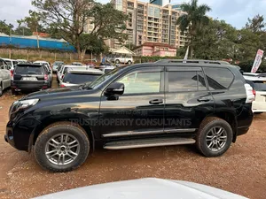 Toyota Land Cruiser Prado 2017 Black