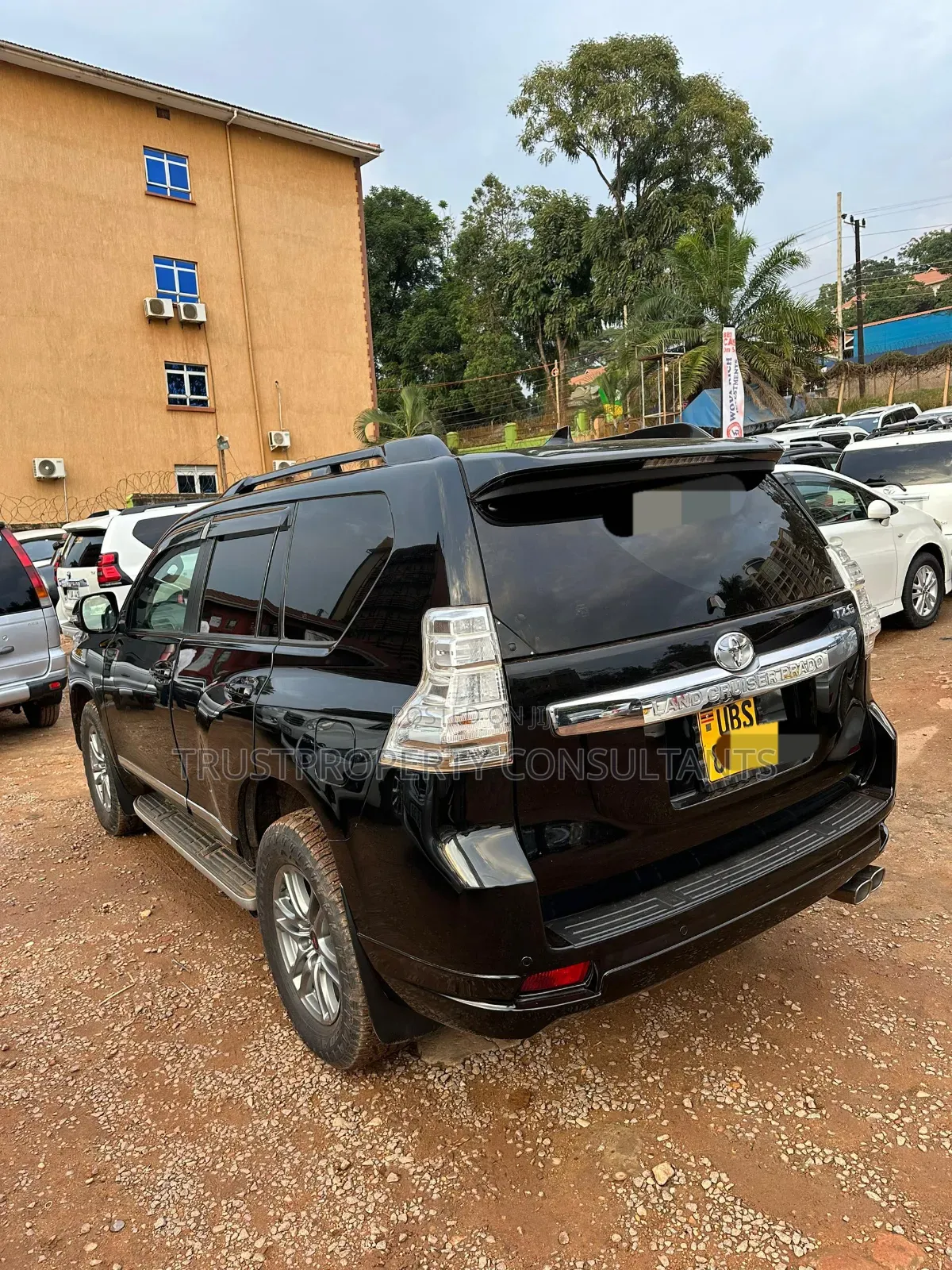 Toyota Land Cruiser Prado 2017 Black