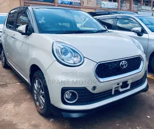 Toyota Passo 2016 Brown