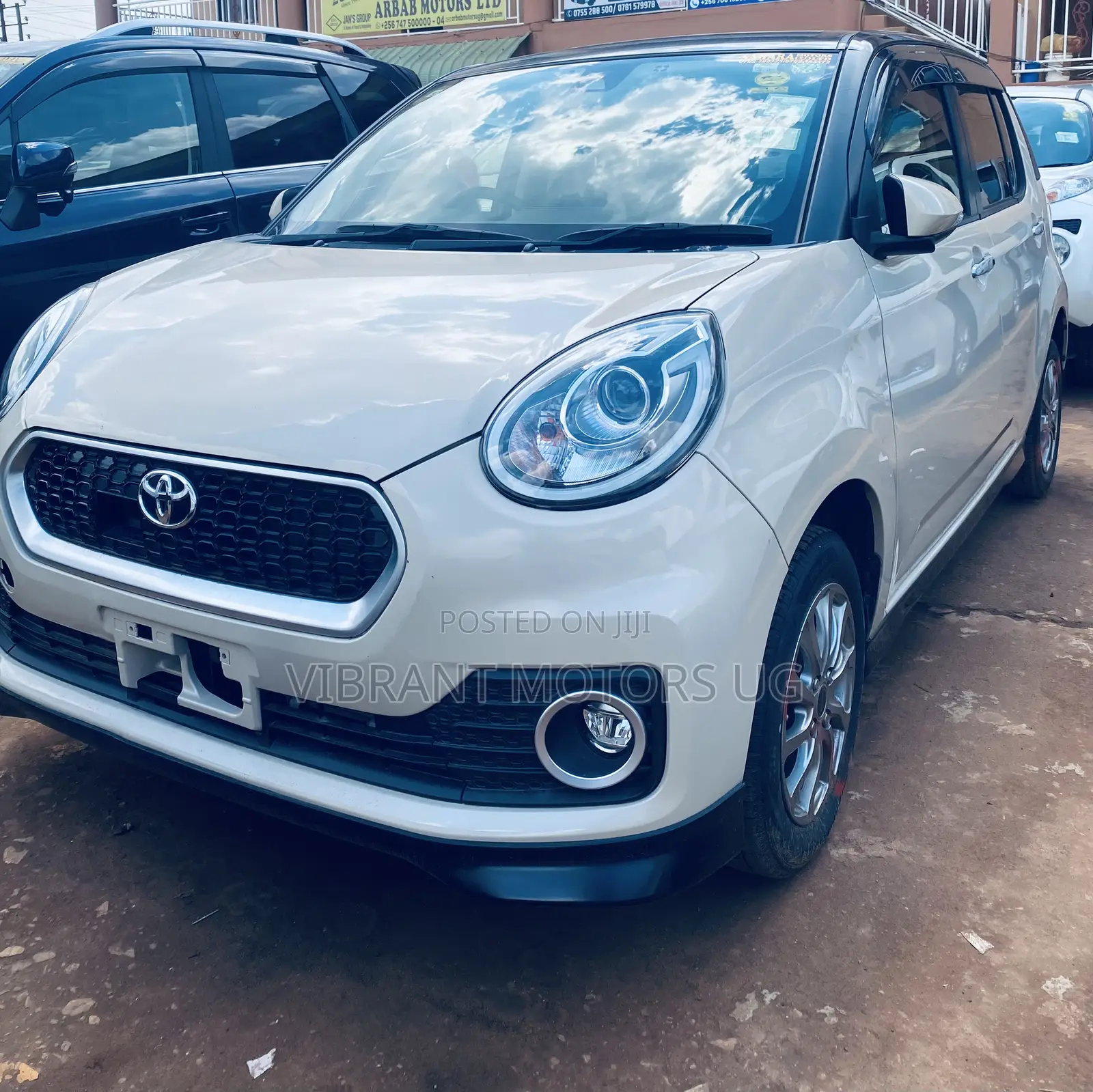 Toyota Passo 2016 Brown