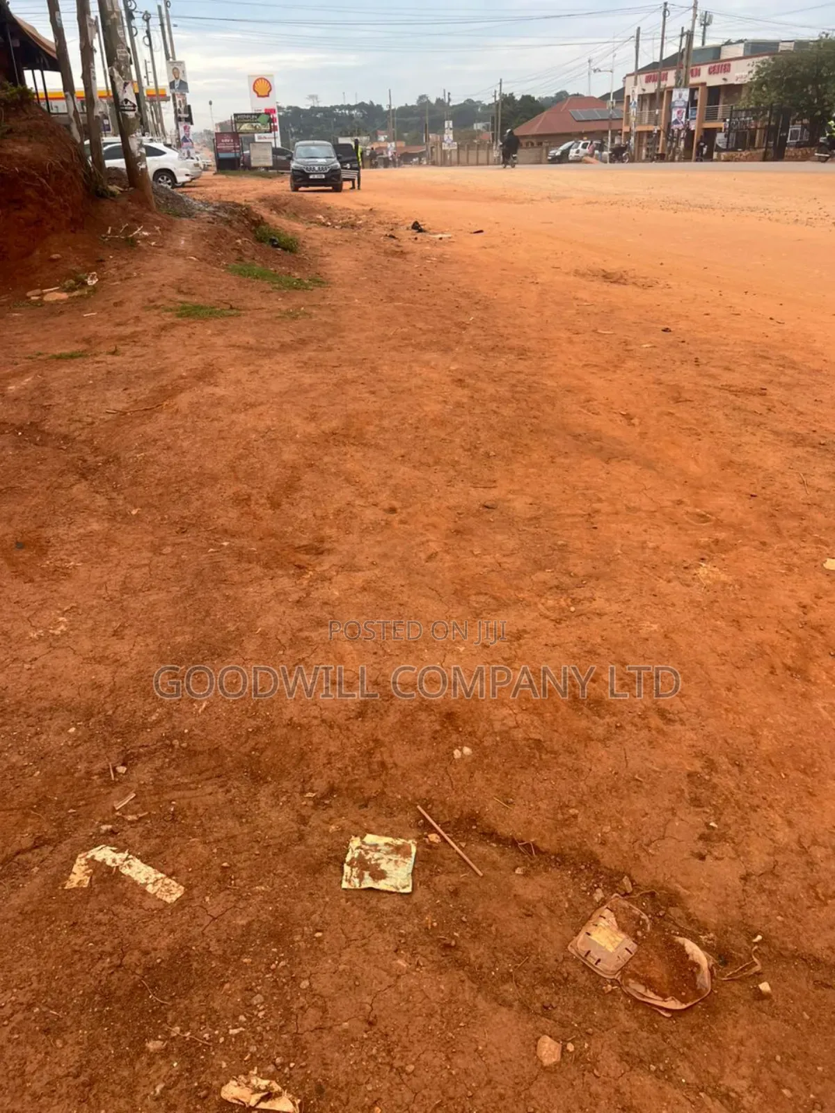 25 Decimals (100*100ft) Plot of Commercial Land in Kira on Tarmac