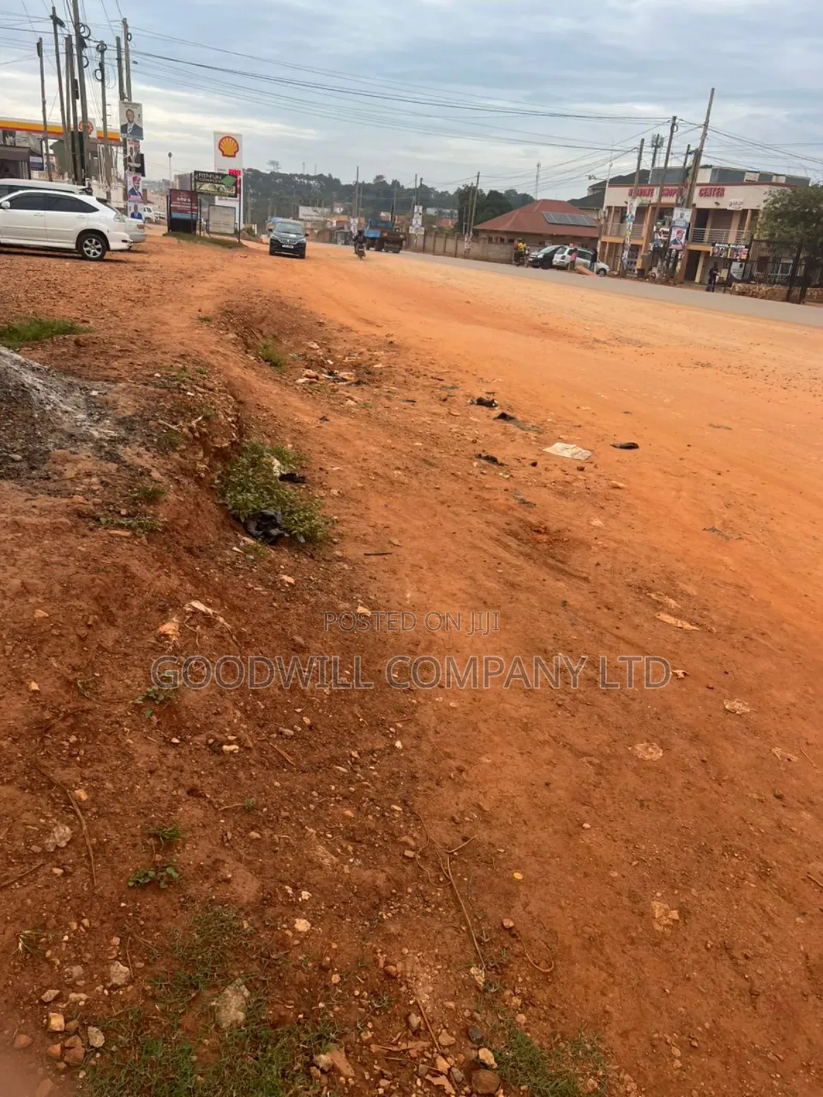 25 Decimals (100*100ft) Plot of Commercial Land in Kira on Tarmac