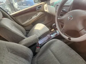Nissan Bluebird Sylphy Automatic 2005 Gold