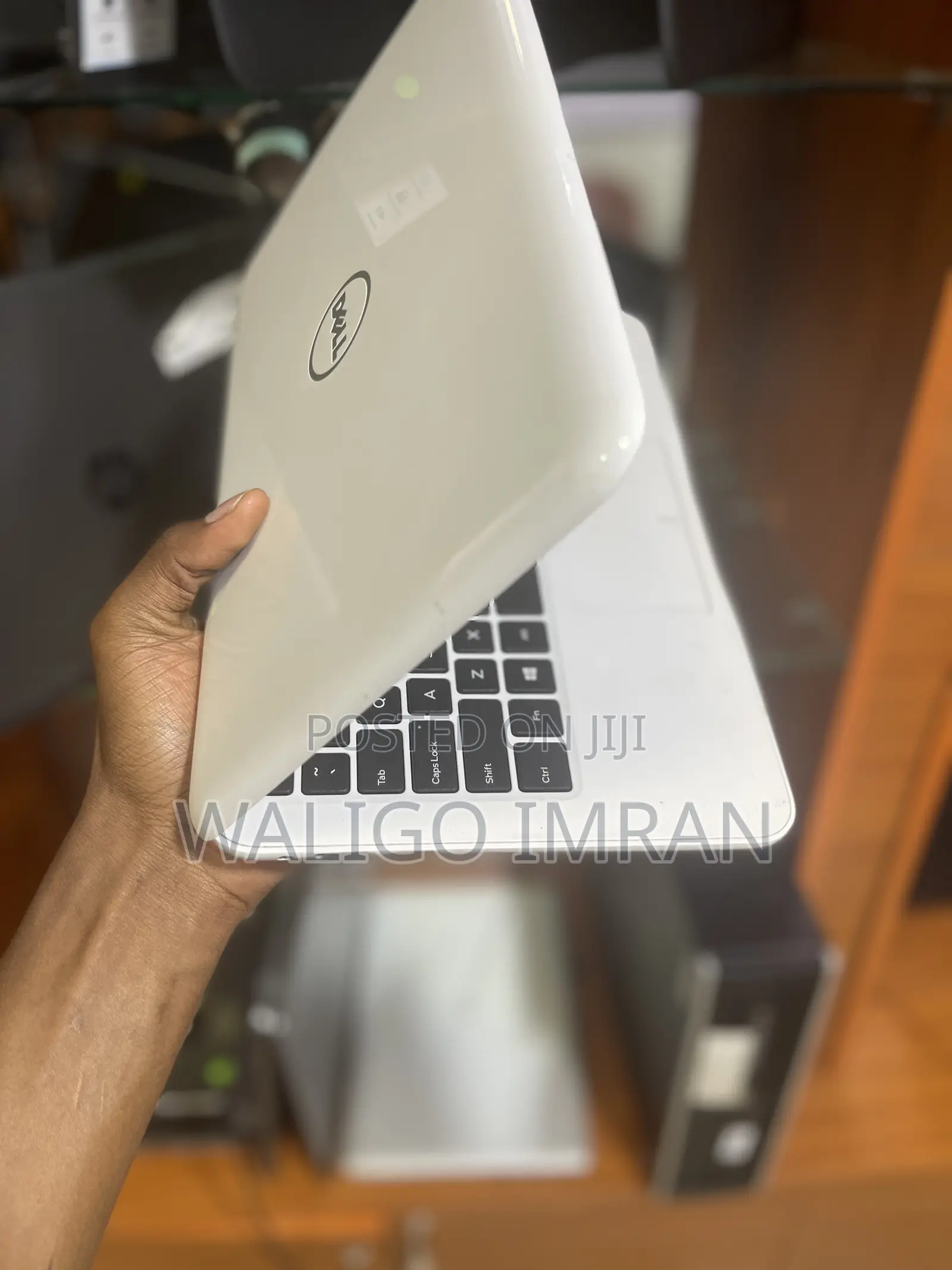 Laptop Dell Inspiron 11 3179 4GB AMD SSD 128GB