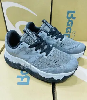 Original New Balance Fresh Foam X More Trail V3 Running Sneakers