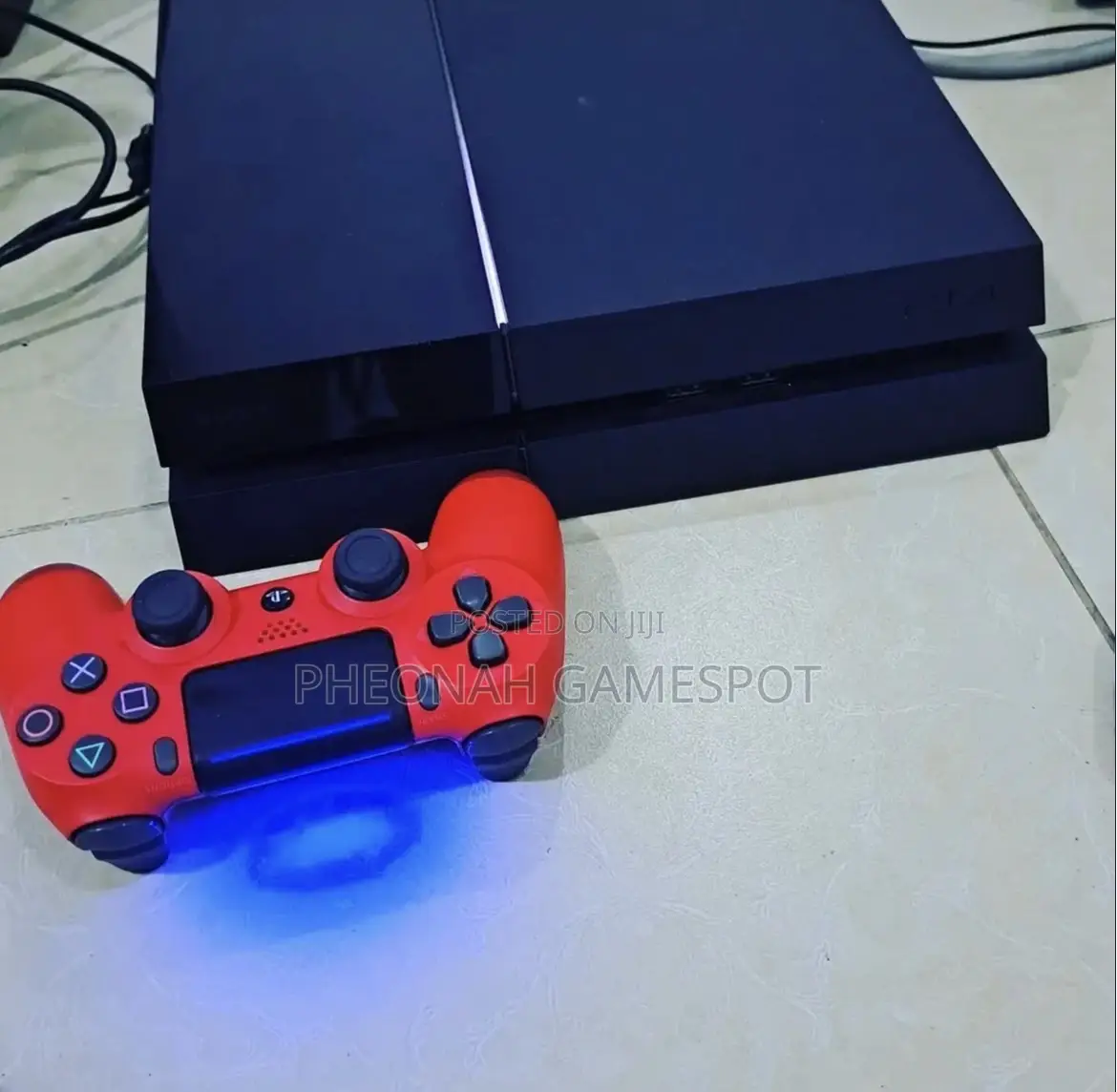 Ps4 With 2 Controllers and 16 Games, Smooth System Ready to Enjoy.