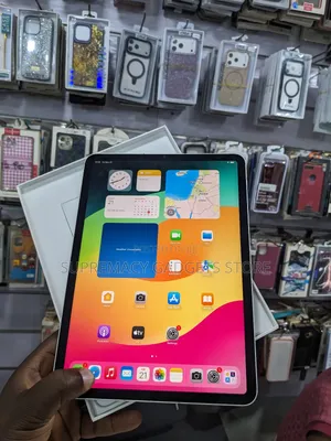 Apple iPad Pro (2022) 256 GB Silver