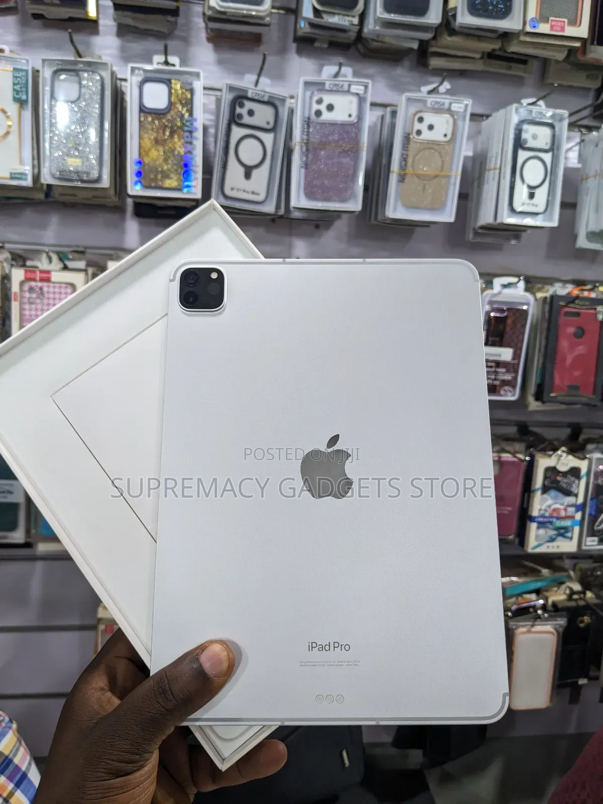 Apple iPad Pro (2022) 256 GB Silver