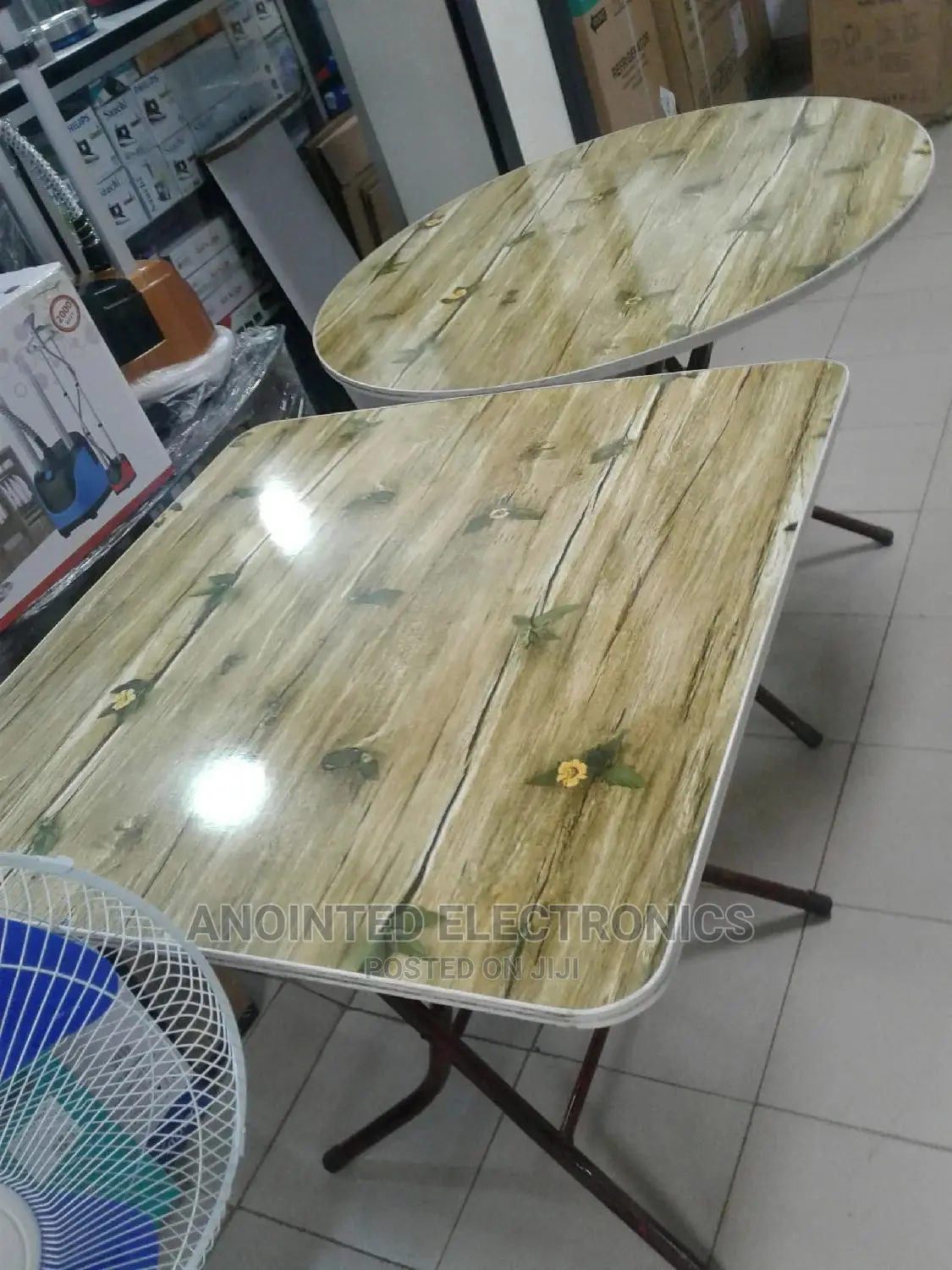Round And Square Wooden Tables