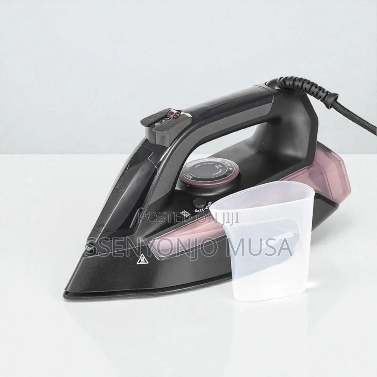 Geepas Gs17791 Ceramic Steam Iron – 2000–2400w, Spray, Steam Burst