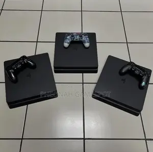Ps4 With 2 Controllers and 14 Games, Smooth Setup Ready to Enjoy.