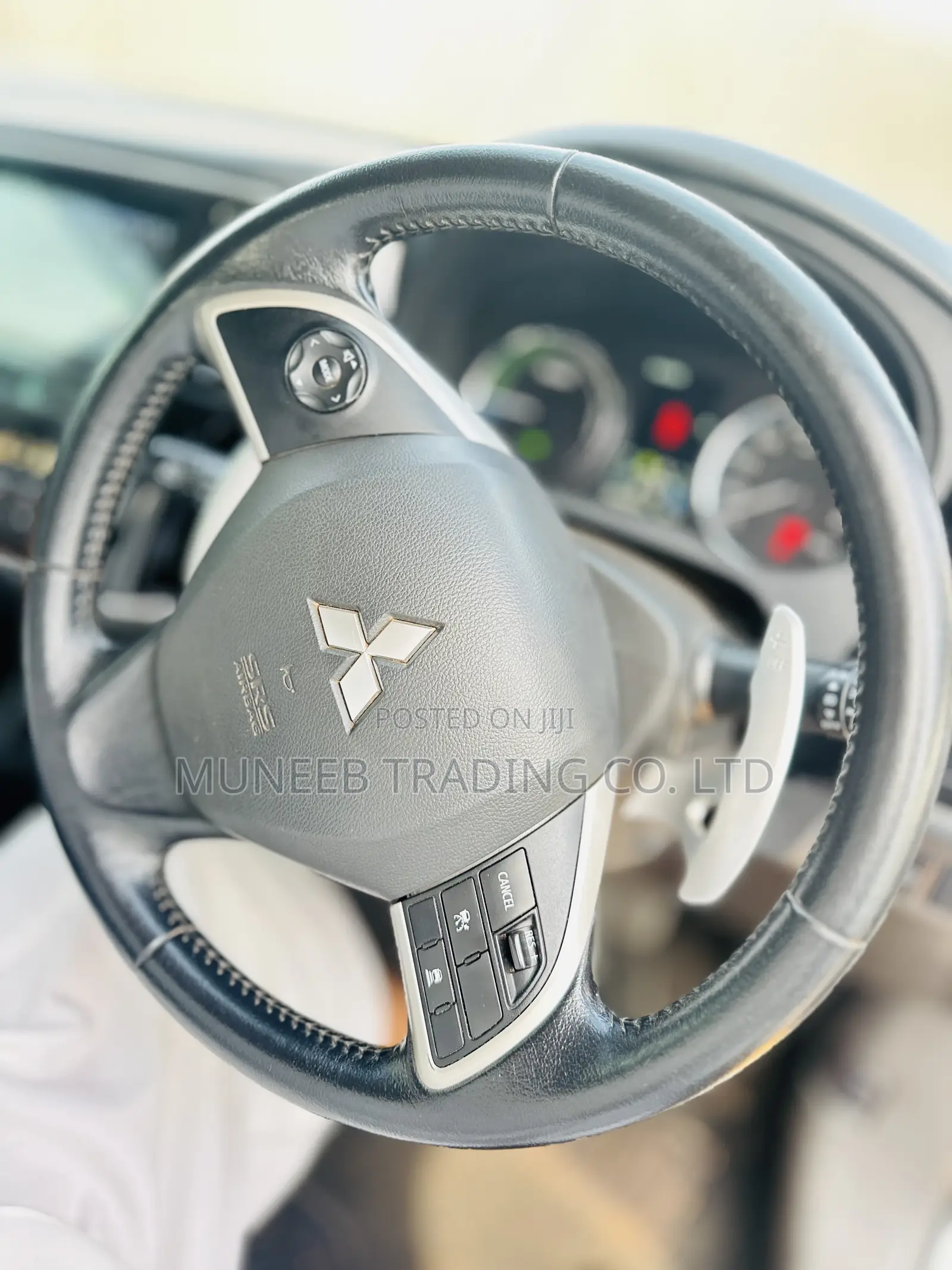 Mitsubishi Outlander 2.0 PHEV AWD 2013 White